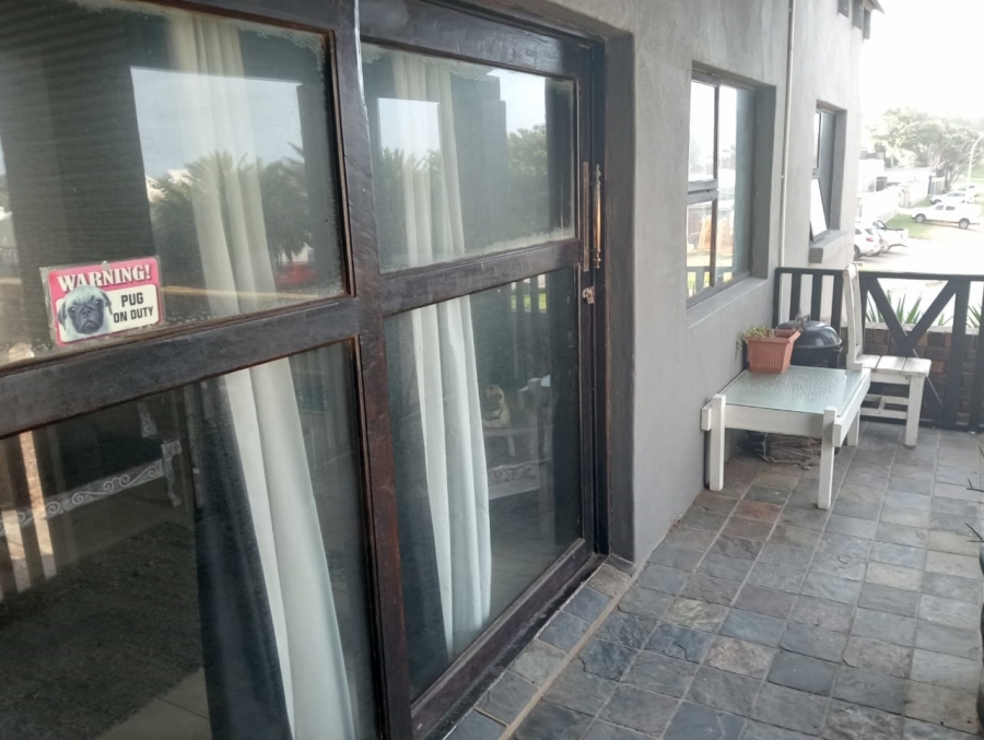 3 Bedroom Property for Sale in Ferreira Town Eastern Cape